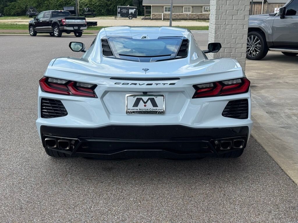 2022 Chevrolet Corvette Stingray 2LT - Photo 10 - Martin, TN 38237