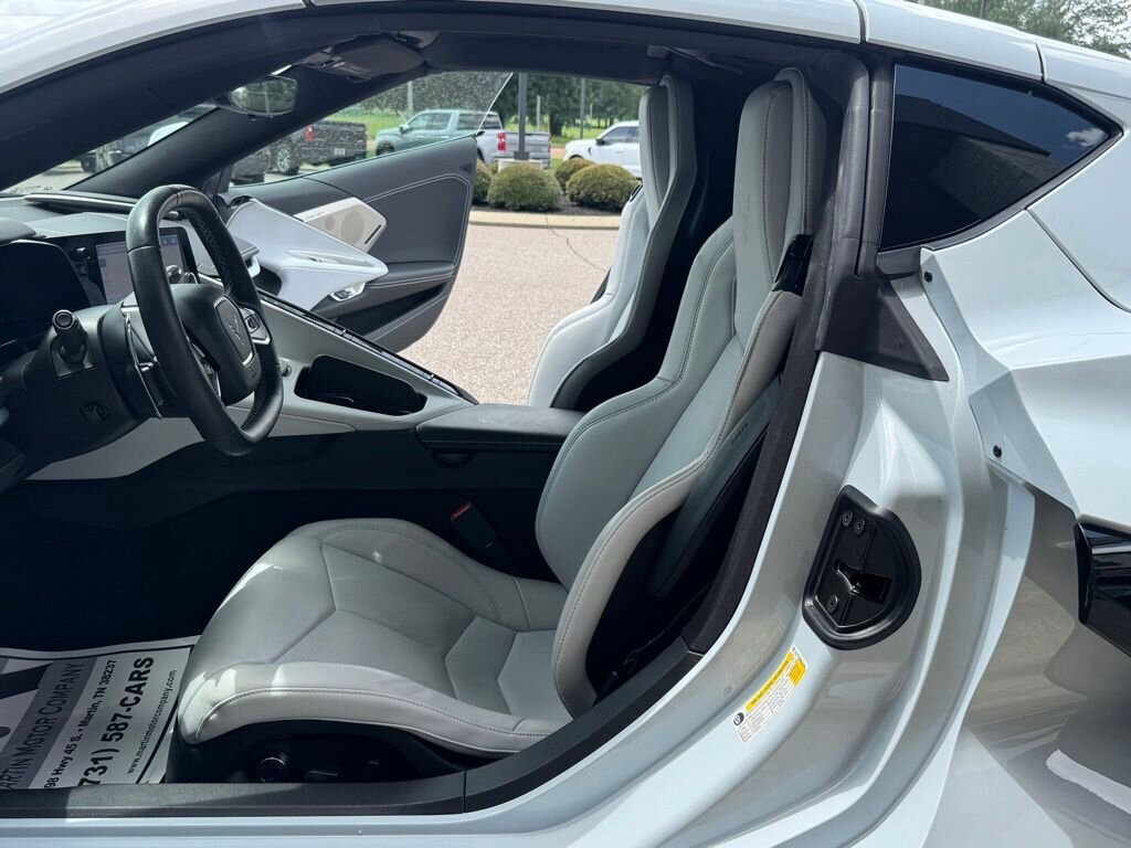 2022 Chevrolet Corvette Stingray 2LT - Photo 32 - Martin, TN 38237