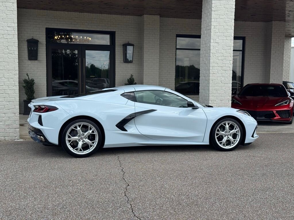 2022 Chevrolet Corvette Stingray 2LT - Photo 13 - Martin, TN 38237