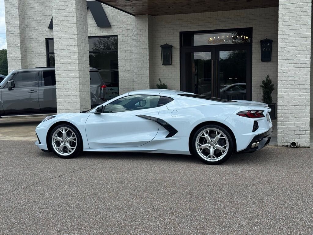 2022 Chevrolet Corvette Stingray 2LT - Photo 7 - Martin, TN 38237