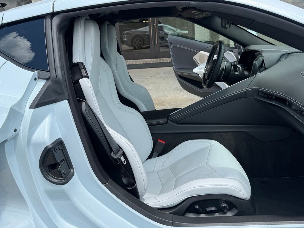 2022 Chevrolet Corvette Stingray 2LT - Photo 37 - Martin, TN 38237