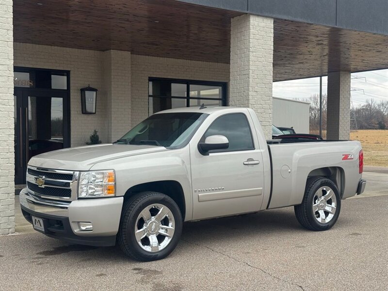 2008 Chevrolet Silverado 1500 LT LT1   - Photo 4 - Martin, TN 38237