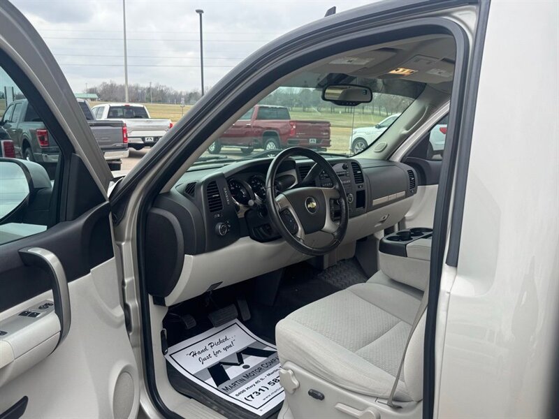 2008 Chevrolet Silverado 1500 LT LT1   - Photo 2 - Martin, TN 38237