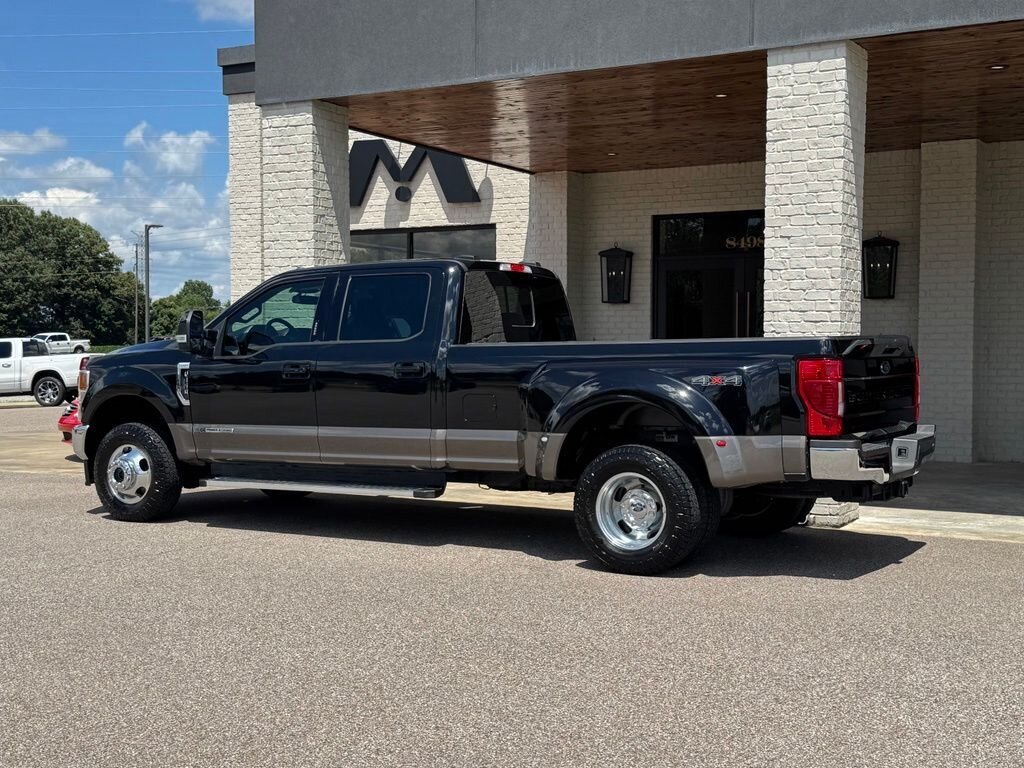 2022 Ford F-350 Lariat DRW   - Photo 9 - Martin, TN 38237