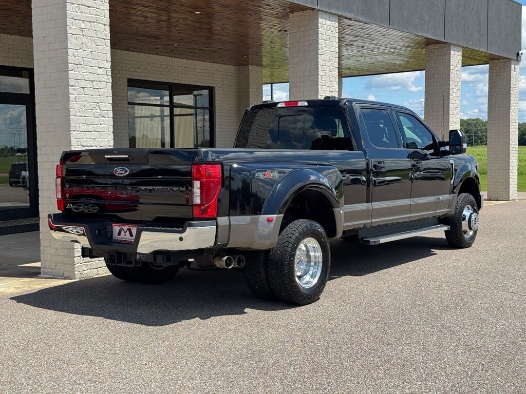 2022 Ford F-350 Lariat DRW   - Photo 13 - Martin, TN 38237