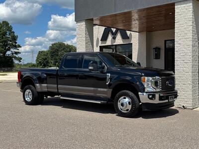 2022 Ford F-350 Lariat DRW Truck
