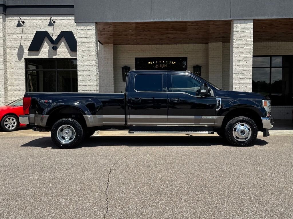 2022 Ford F-350 Lariat DRW   - Photo 17 - Martin, TN 38237