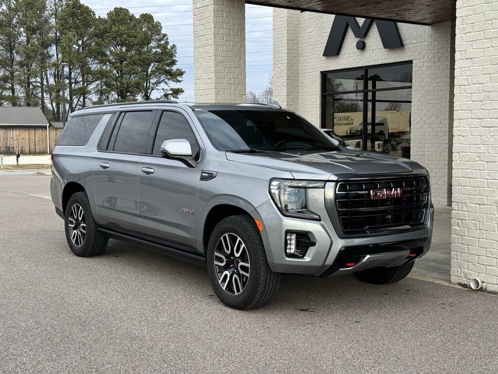 2024 GMC Yukon XL AT4   - Photo 18 - Martin, TN 38237