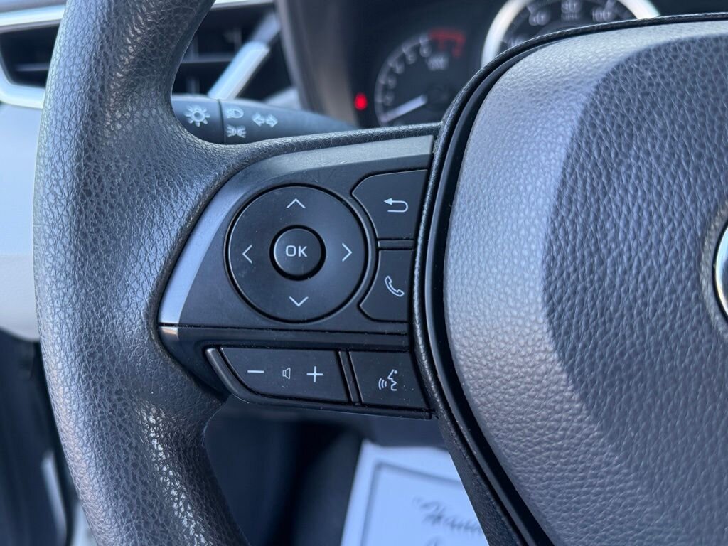 2020 Toyota Corolla LE   - Photo 21 - Martin, TN 38237