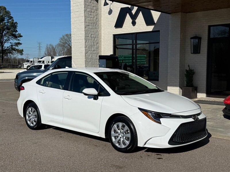 2020 Toyota Corolla LE   - Photo 1 - Martin, TN 38237
