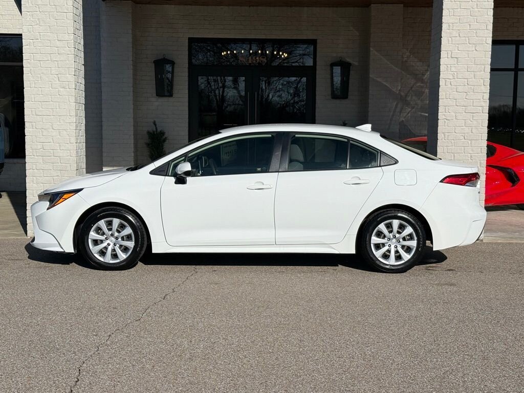 2020 Toyota Corolla LE   - Photo 10 - Martin, TN 38237