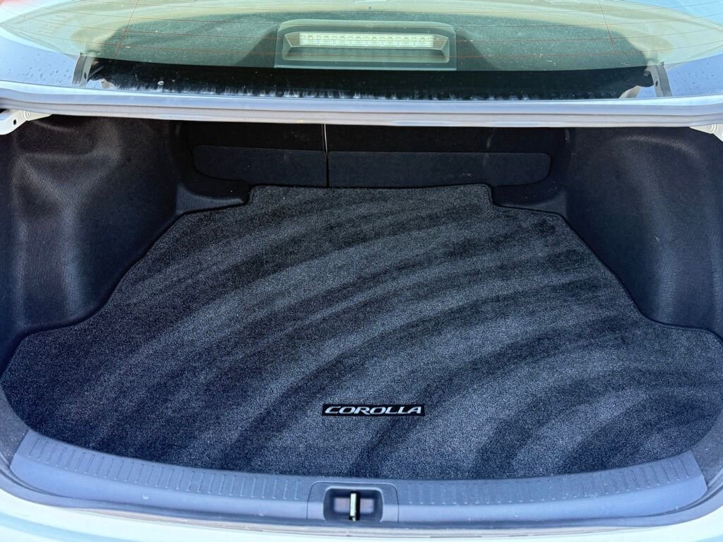 2020 Toyota Corolla LE   - Photo 39 - Martin, TN 38237