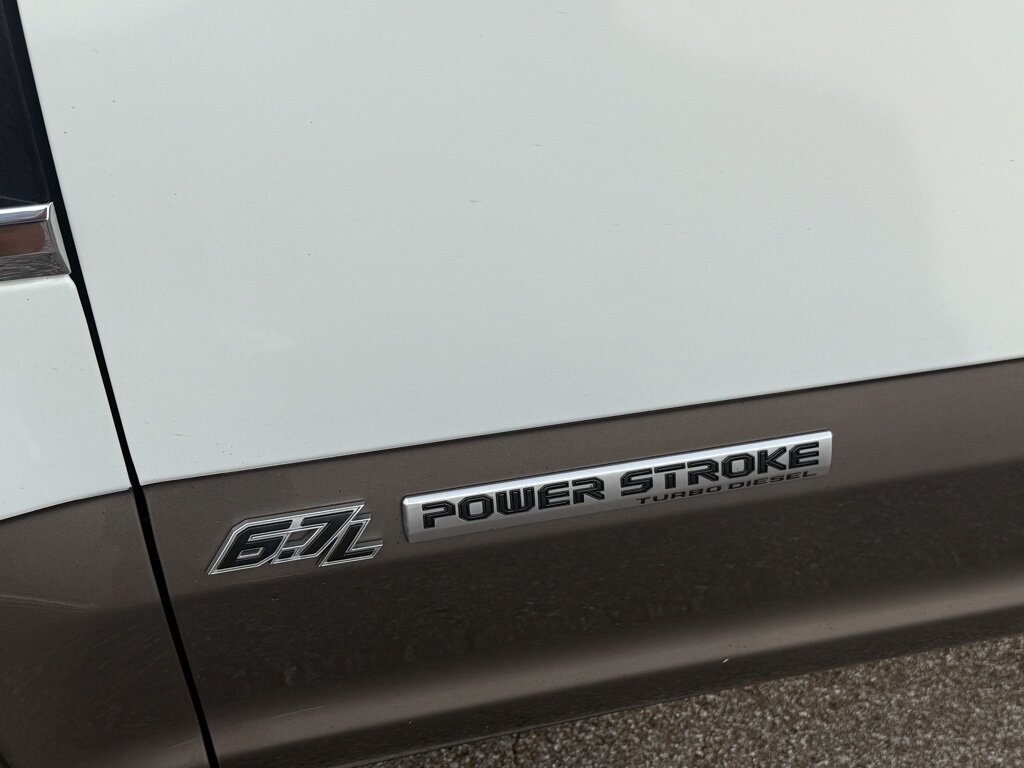 2022 Ford F-250 Super Duty King Ranch   - Photo 11 - Martin, TN 38237