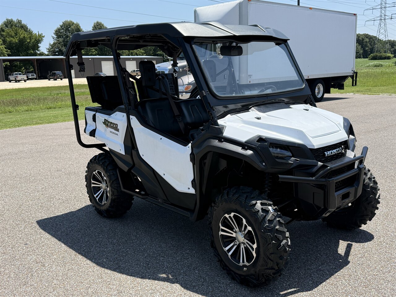 2016 Honda Pioneer 1000-5 Deluxe - Photo 9 - Martin, TN 38237