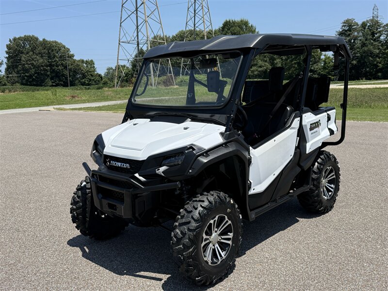 2016 Honda Pioneer 1000-5 Deluxe - Photo 3 - Martin, TN 38237