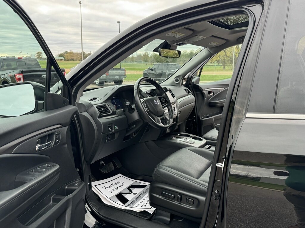 2021 Honda Pilot EX-L   - Photo 18 - Martin, TN 38237