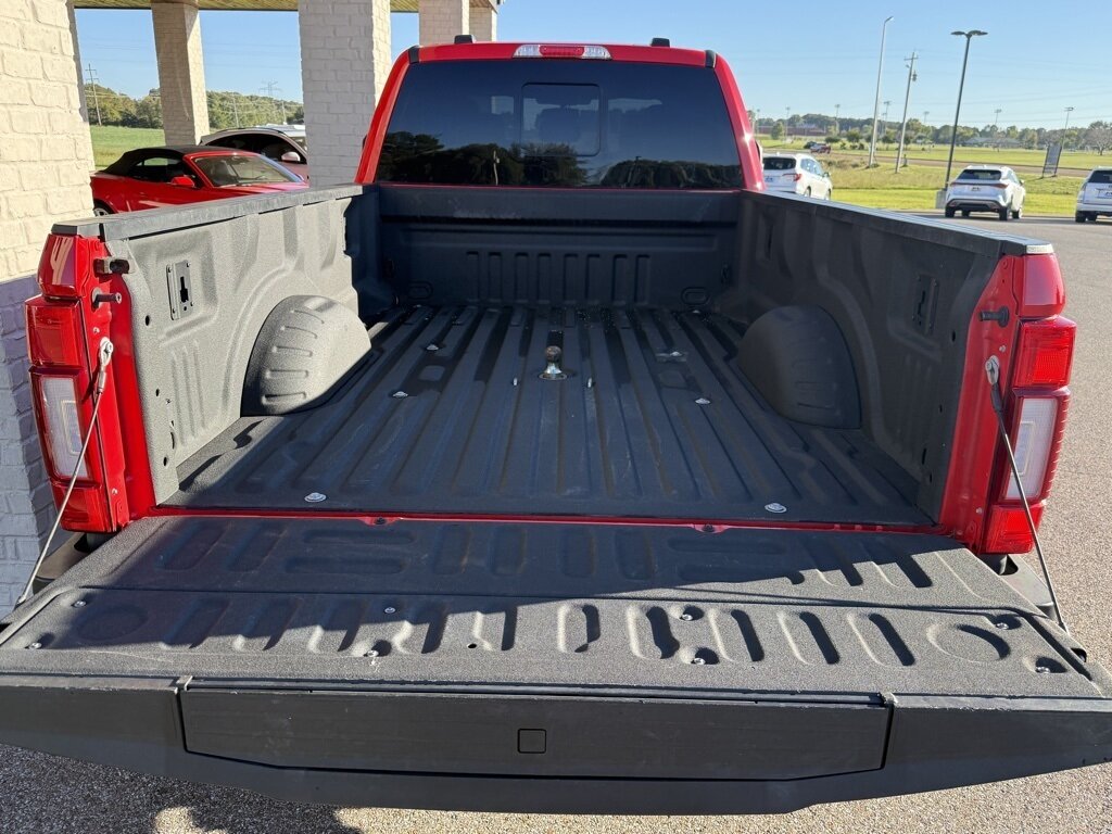 2022 Ford F-350 Super Duty Lariat DRW   - Photo 6 - Martin, TN 38237
