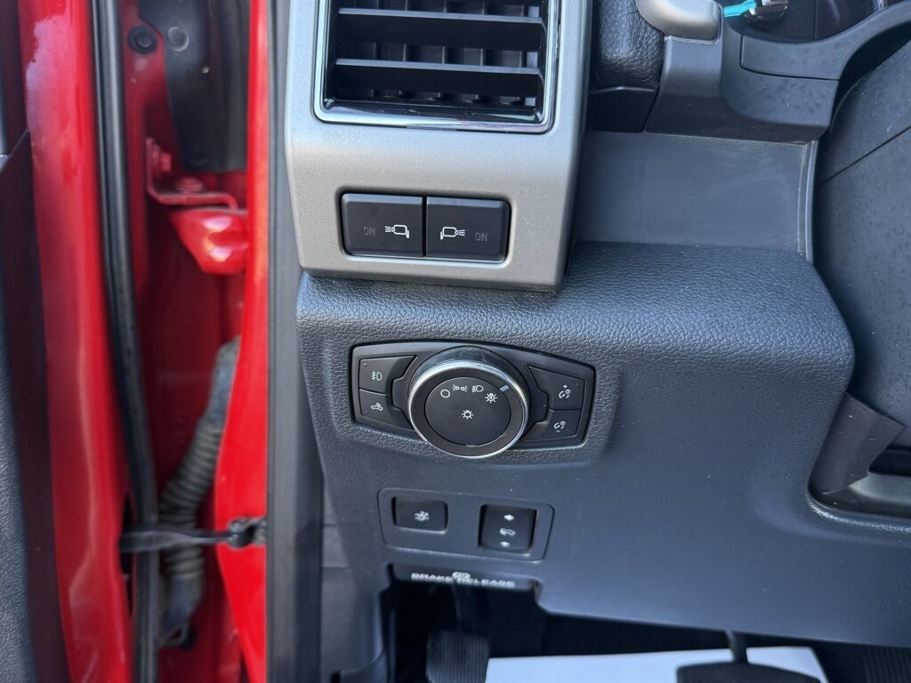 2022 Ford F-350 Super Duty Lariat DRW   - Photo 19 - Martin, TN 38237