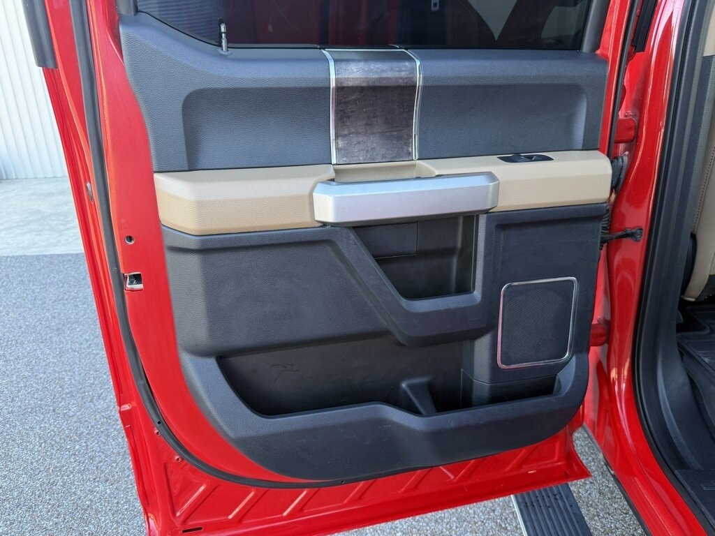 2022 Ford F-350 Super Duty Lariat DRW   - Photo 30 - Martin, TN 38237