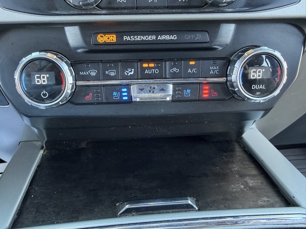 2022 Ford F-350 Super Duty Lariat DRW   - Photo 22 - Martin, TN 38237