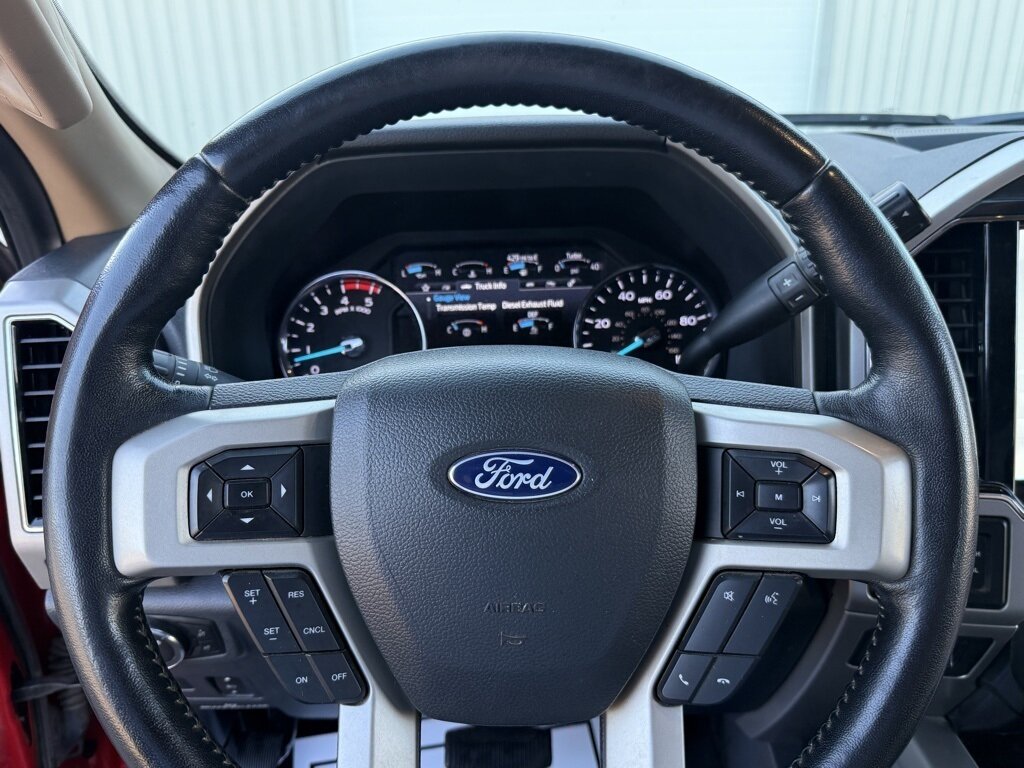 2022 Ford F-350 Super Duty Lariat DRW   - Photo 16 - Martin, TN 38237