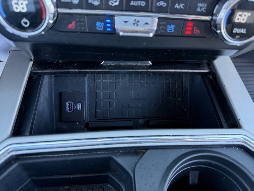 2022 Ford F-350 Super Duty Lariat DRW   - Photo 23 - Martin, TN 38237