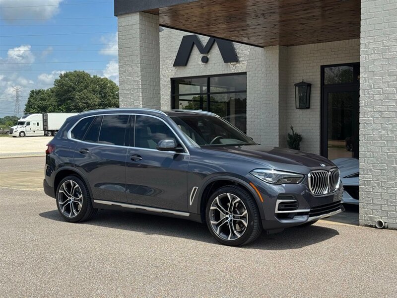 2022 BMW X5 xDrive40i's photo
