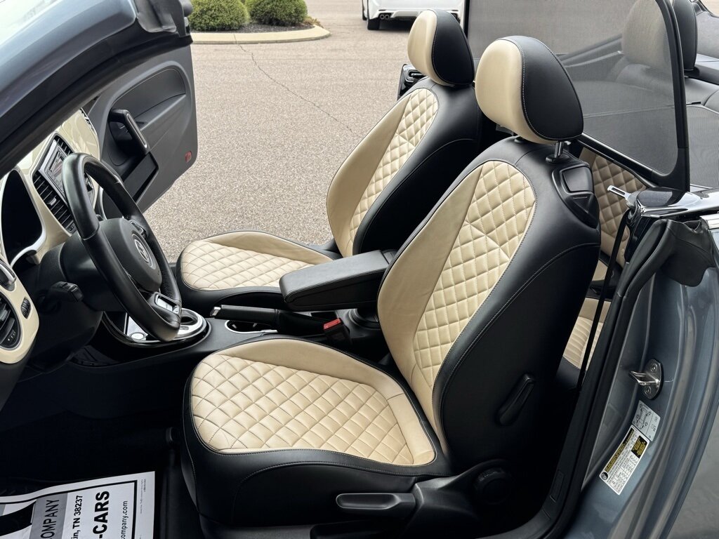 2019 Volkswagen Beetle Convertible 2.0T Final Edition SEL - Photo 37 - Martin, TN 38237