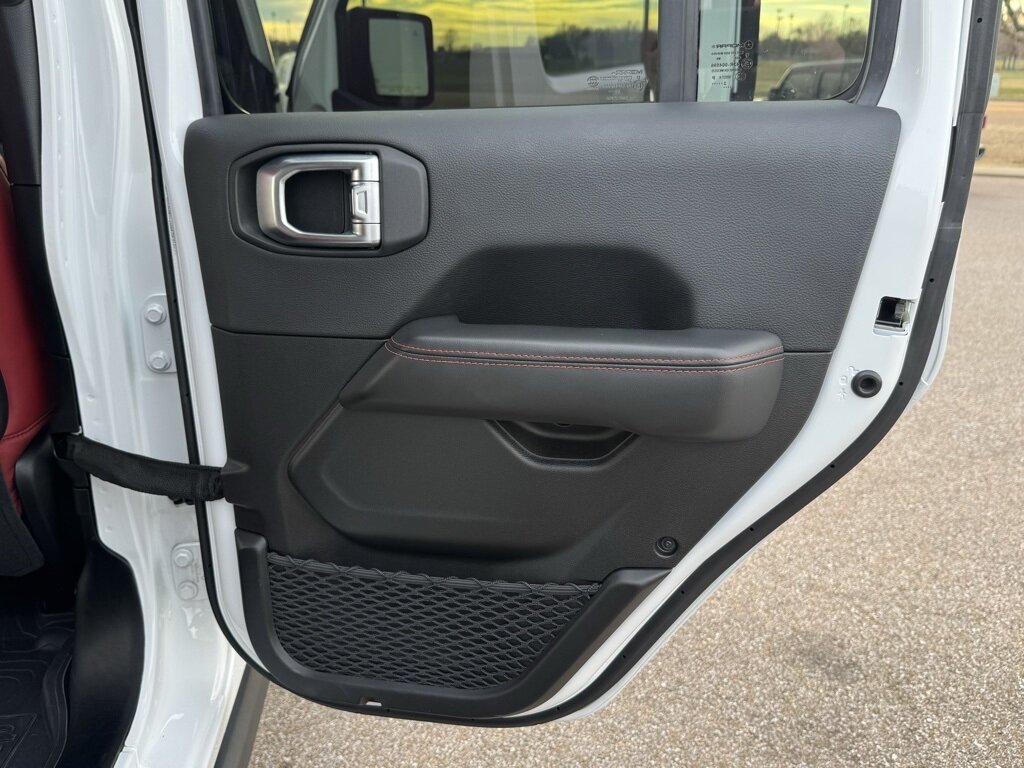 2024 Jeep Wrangler Rubicon 392   - Photo 45 - Martin, TN 38237