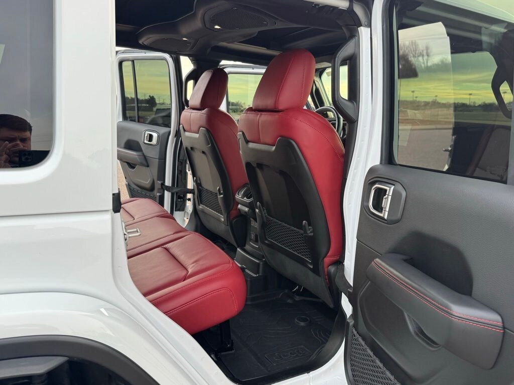 2024 Jeep Wrangler Rubicon 392   - Photo 43 - Martin, TN 38237