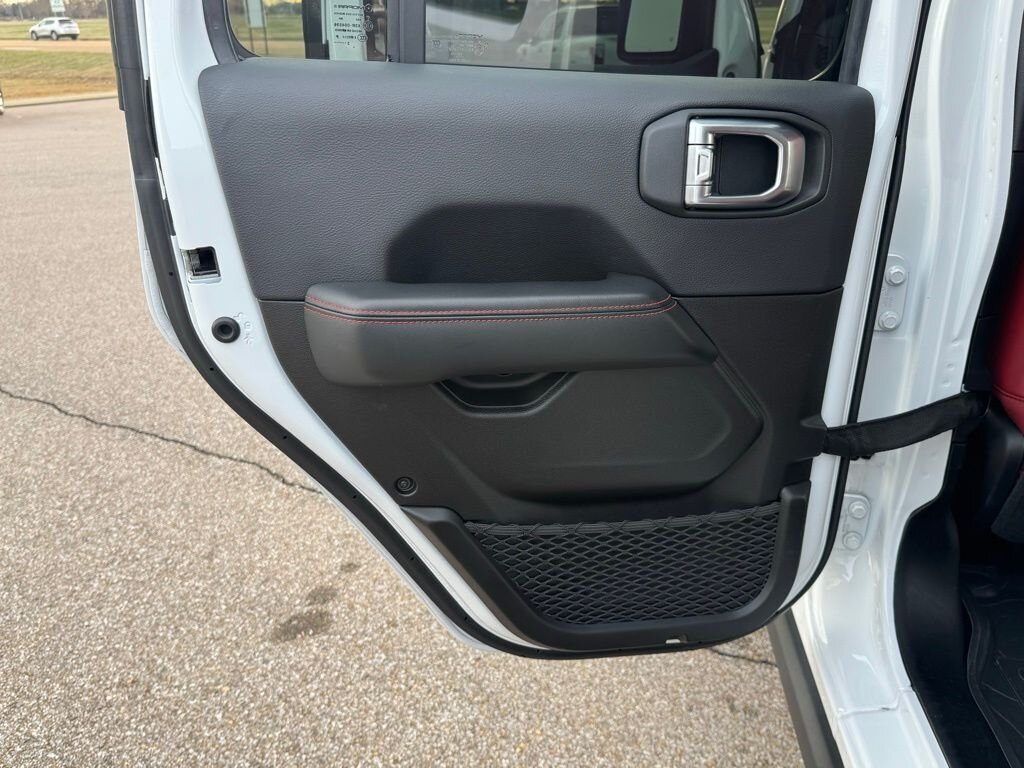 2024 Jeep Wrangler Rubicon 392   - Photo 41 - Martin, TN 38237