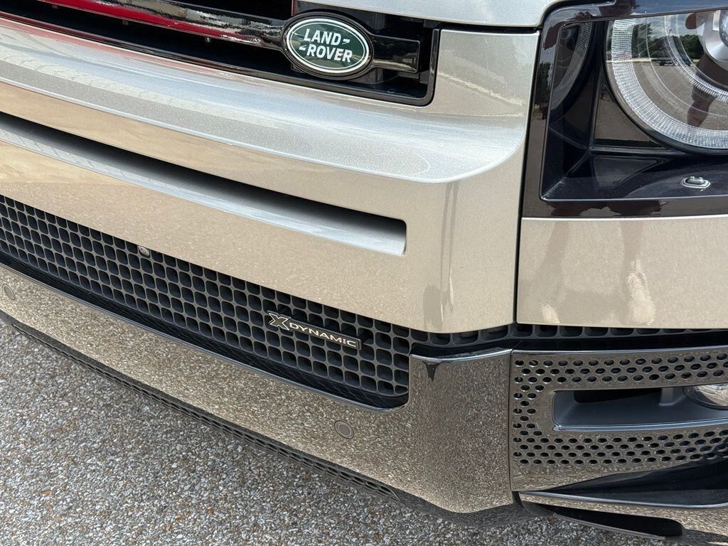 2023 Land Rover Defender X-Dynamic SE - Photo 17 - Martin, TN 38237