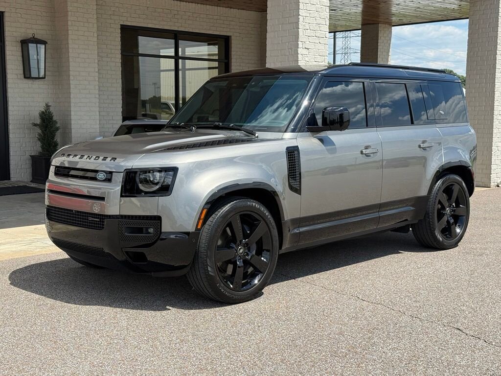 2023 Land Rover Defender X-Dynamic SE - Photo 14 - Martin, TN 38237