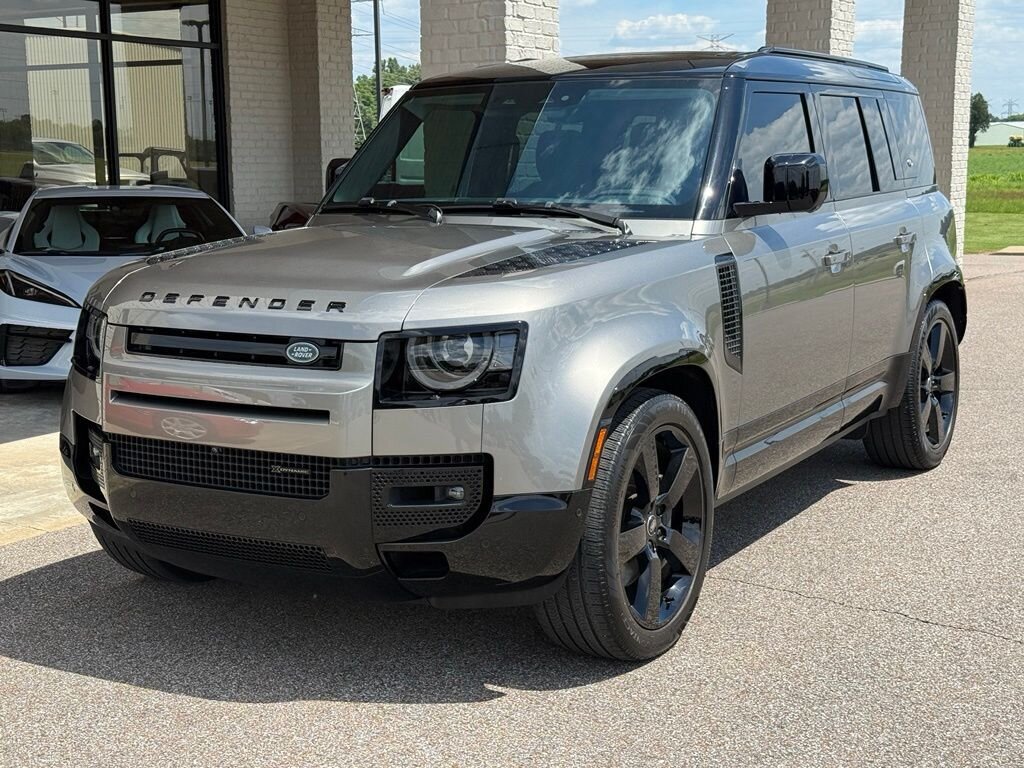 2023 Land Rover Defender X-Dynamic SE - Photo 15 - Martin, TN 38237