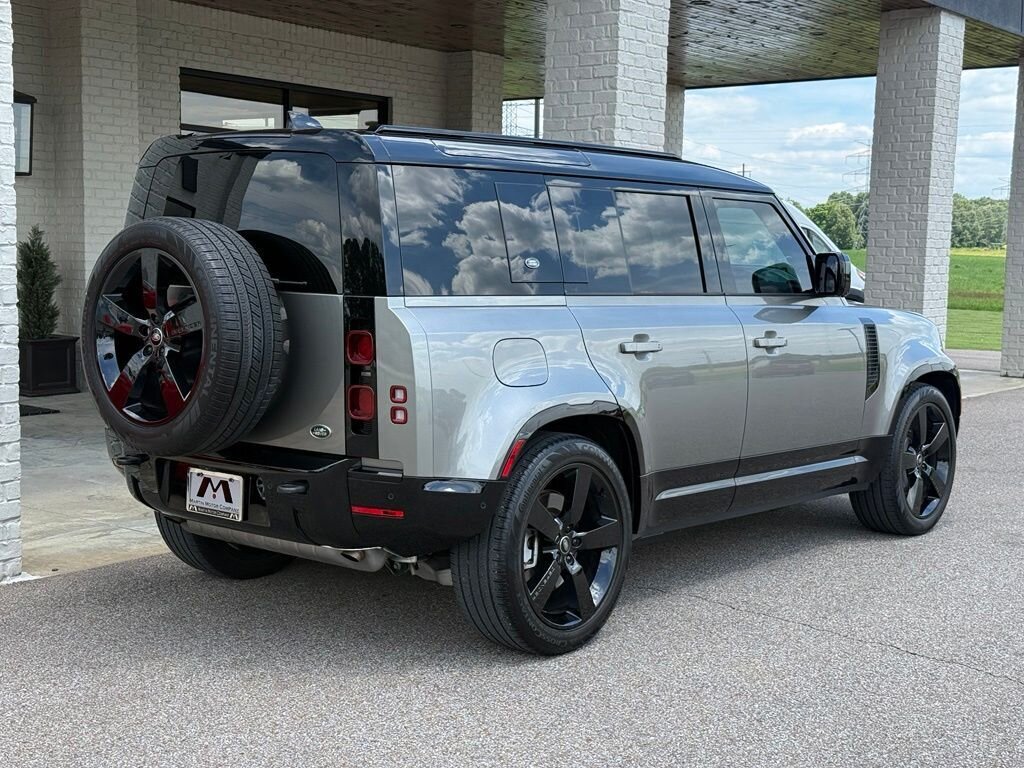 2023 Land Rover Defender X-Dynamic SE - Photo 6 - Martin, TN 38237