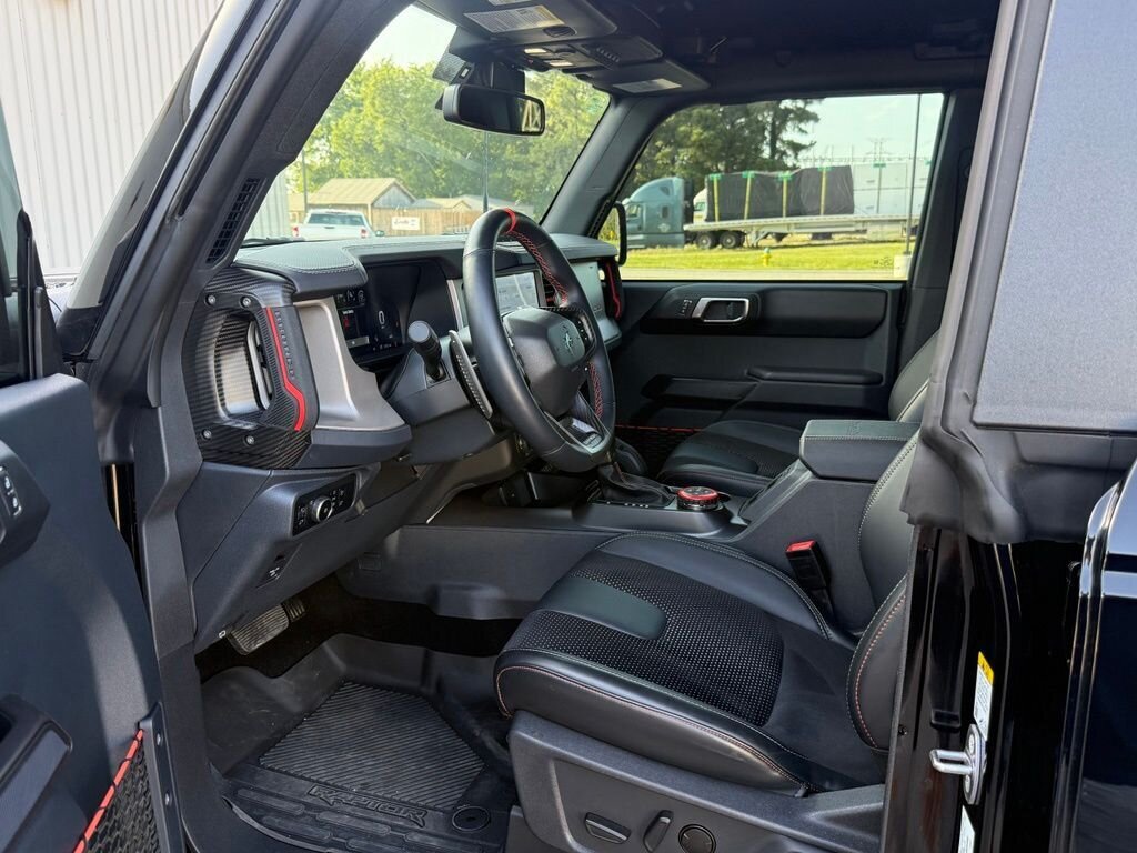 2024 Ford Bronco Raptor - Photo 9 - Martin, TN 38237