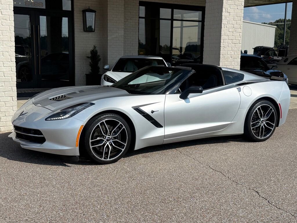 2016 Chevrolet Corvette Stingray Z51 3LT - Photo 16 - Martin, TN 38237