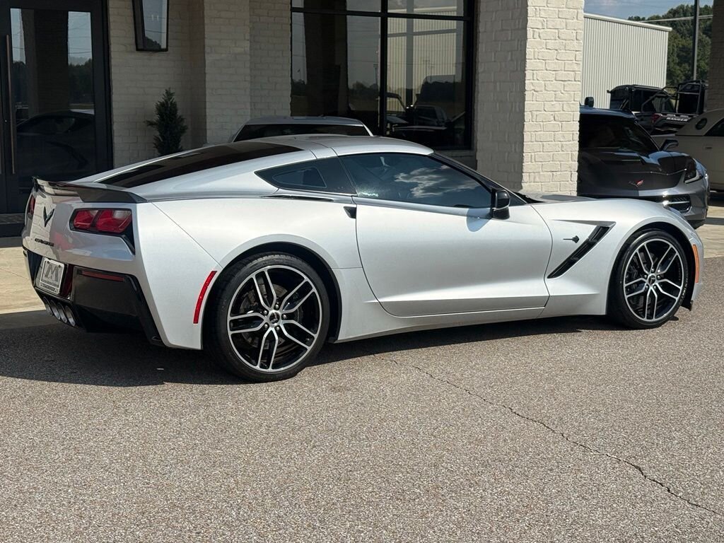 2016 Chevrolet Corvette Stingray Z51 3LT - Photo 6 - Martin, TN 38237