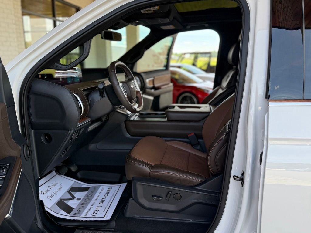 2025 Ford Expedition MAX King Ranch 4X4   - Photo 17 - Martin, TN 38237