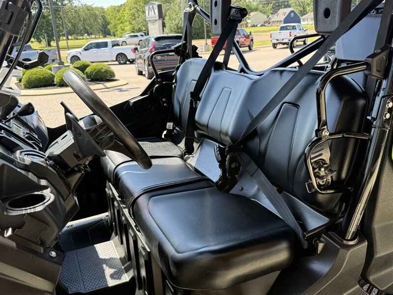 2023 Honda Pioneer 1000-5 Deluxe  