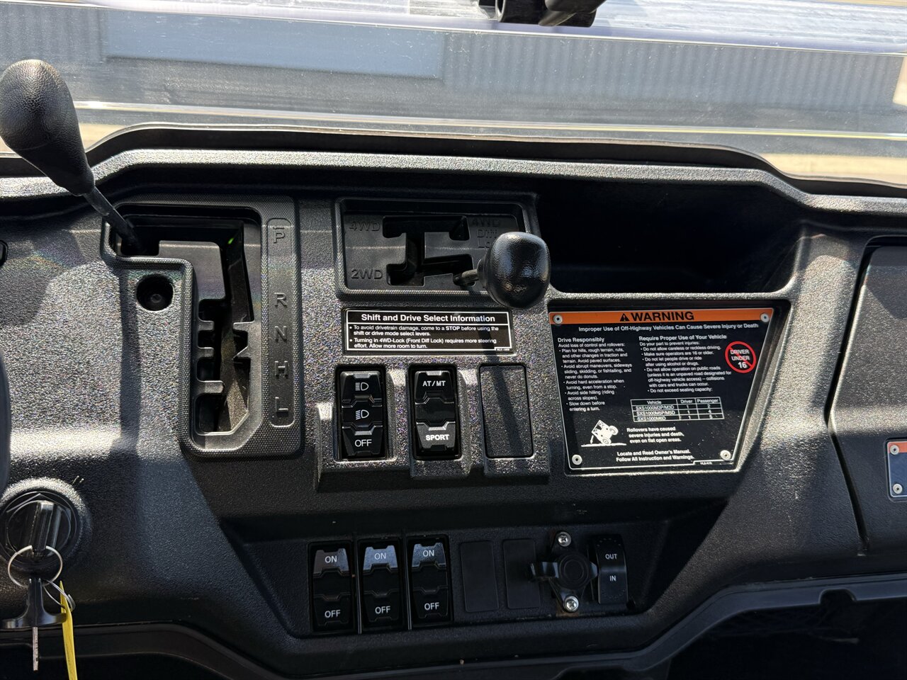 2023 Honda Pioneer 1000-5 Deluxe - Photo 13 - Martin, TN 38237