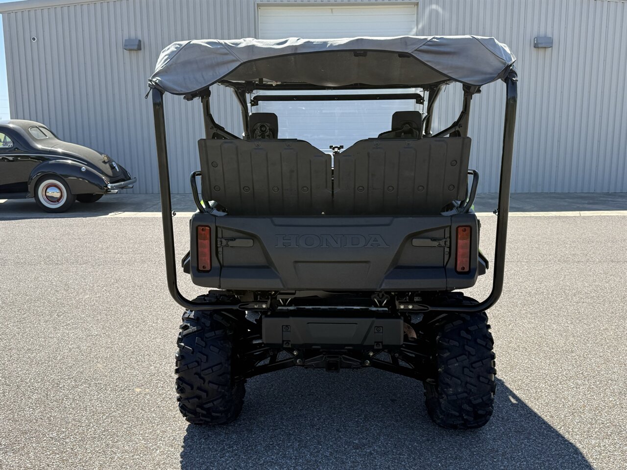 2023 Honda Pioneer 1000-5 Deluxe - Photo 6 - Martin, TN 38237