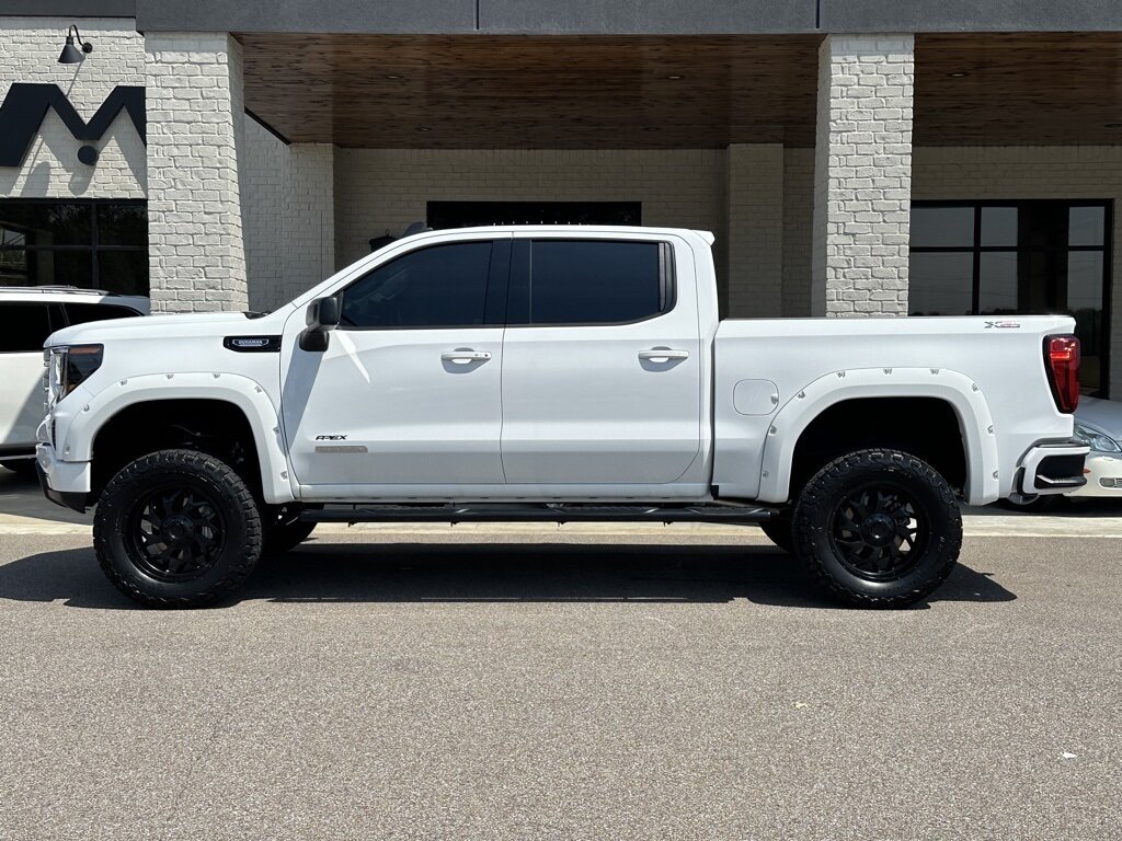 2024 GMC Sierra 1500 Elevation   - Photo 13 - Martin, TN 38237