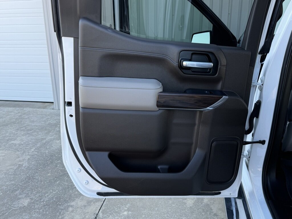 2021 GMC Sierra 1500 SLT   - Photo 40 - Martin, TN 38237