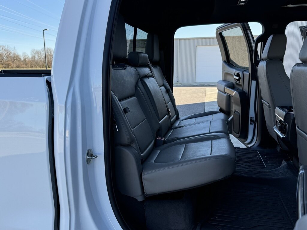 2021 GMC Sierra 1500 SLT   - Photo 45 - Martin, TN 38237