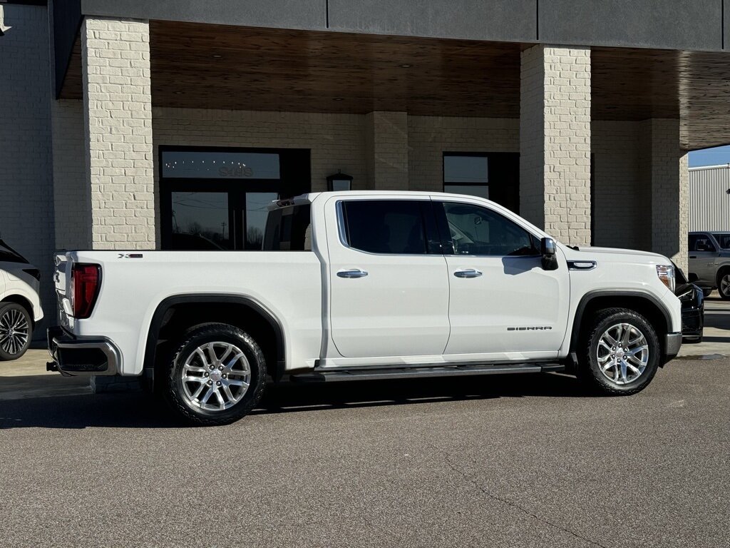 2021 GMC Sierra 1500 SLT   - Photo 15 - Martin, TN 38237