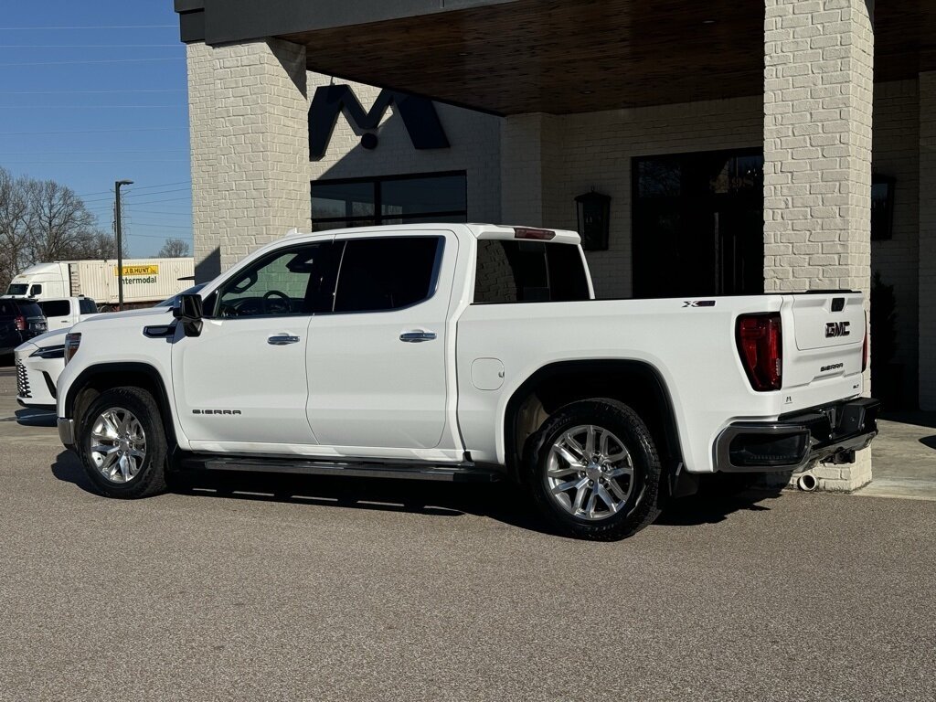 2021 GMC Sierra 1500 SLT   - Photo 9 - Martin, TN 38237