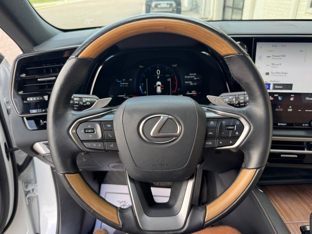 2025 Lexus RX 350 350 Premium - Photo 21 - Martin, TN 38237