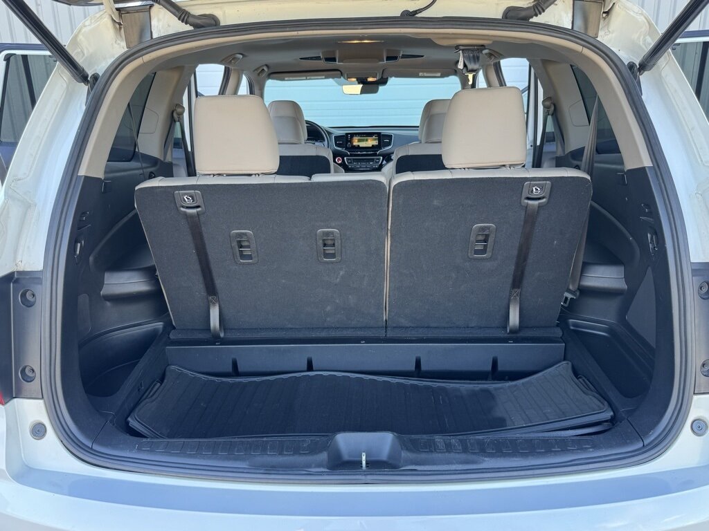 2020 Honda Pilot Touring 7 Passenger   - Photo 40 - Martin, TN 38237