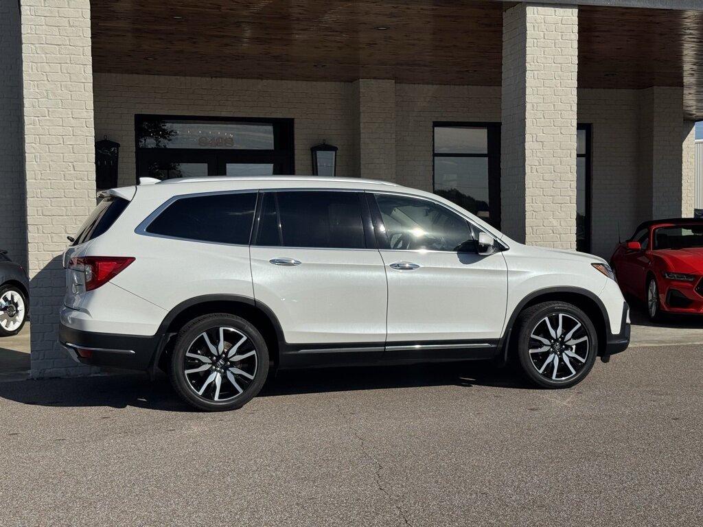 2020 Honda Pilot Touring 7 Passenger   - Photo 13 - Martin, TN 38237